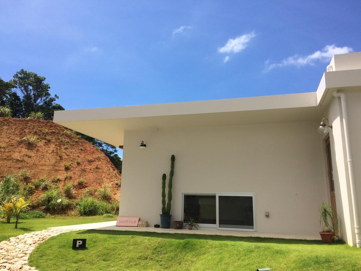 Bed and Breakfast Sumica Okinawa Exterior foto